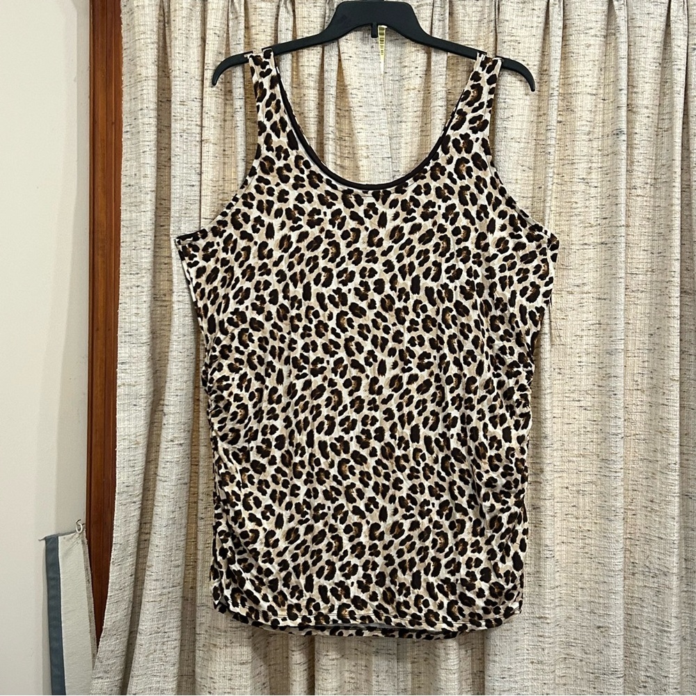 Torrid Super Soft Double Scoop Neck Ruched Leopard Print Tank - 4X